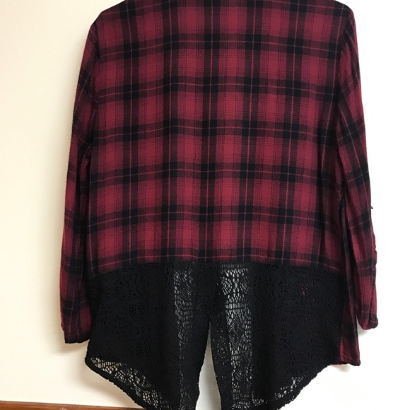 Button up pull over. - Picture 2 of 2